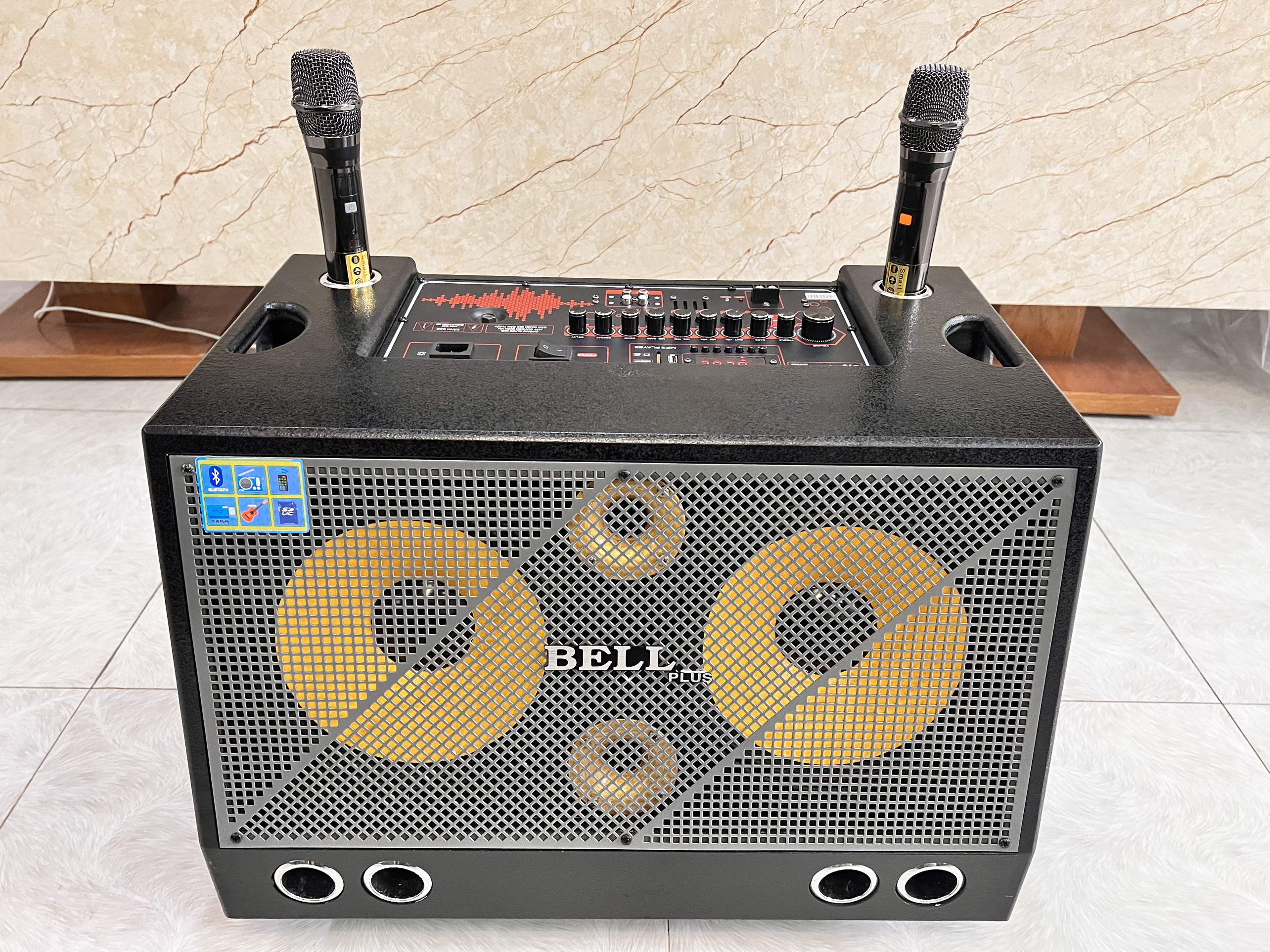 LOA KÉO 25 ĐÔI THÙNG SƠN CAO CẤP SỬ DỤNG 2 BASS ĐÔI 25 VÀ 2 CHÉP KÈN VÀ 2 LOA MID 16 HÀNG MỚI 100%(HÀNG CHÍNH HÃNG)