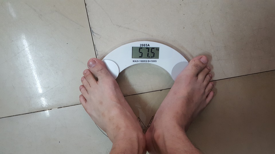 Cân sức khỏe điện tử PERSONAL SCALE, cân tối đa 180kg trong suốt - Hàng chính hãng