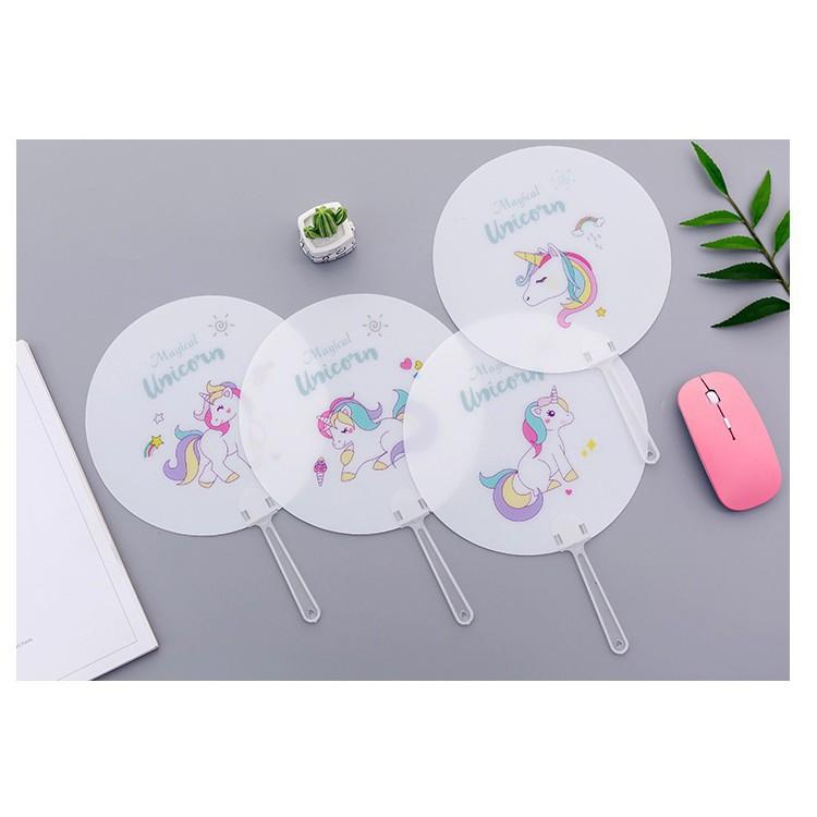 Quạt cầm tay mẫu mới