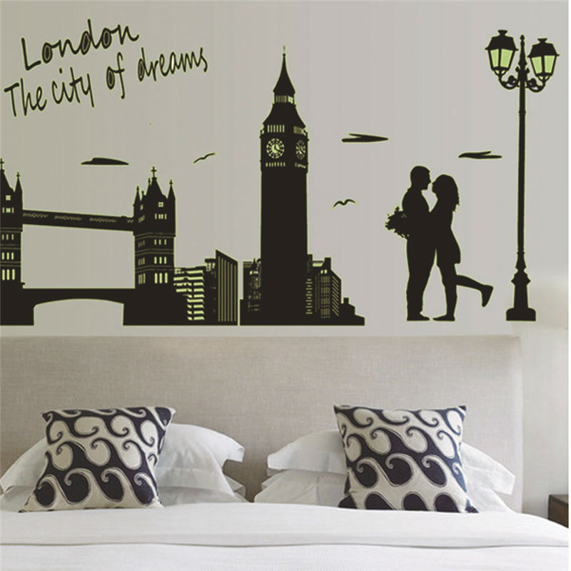 Decal dán tường Dạ Quang London - SS63