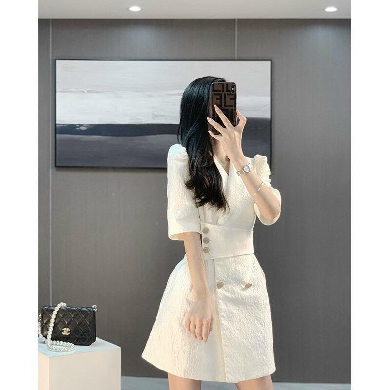 ĐẦM VEST CHẤT GẤM PHỐI NÚT TAY LỞ 12837