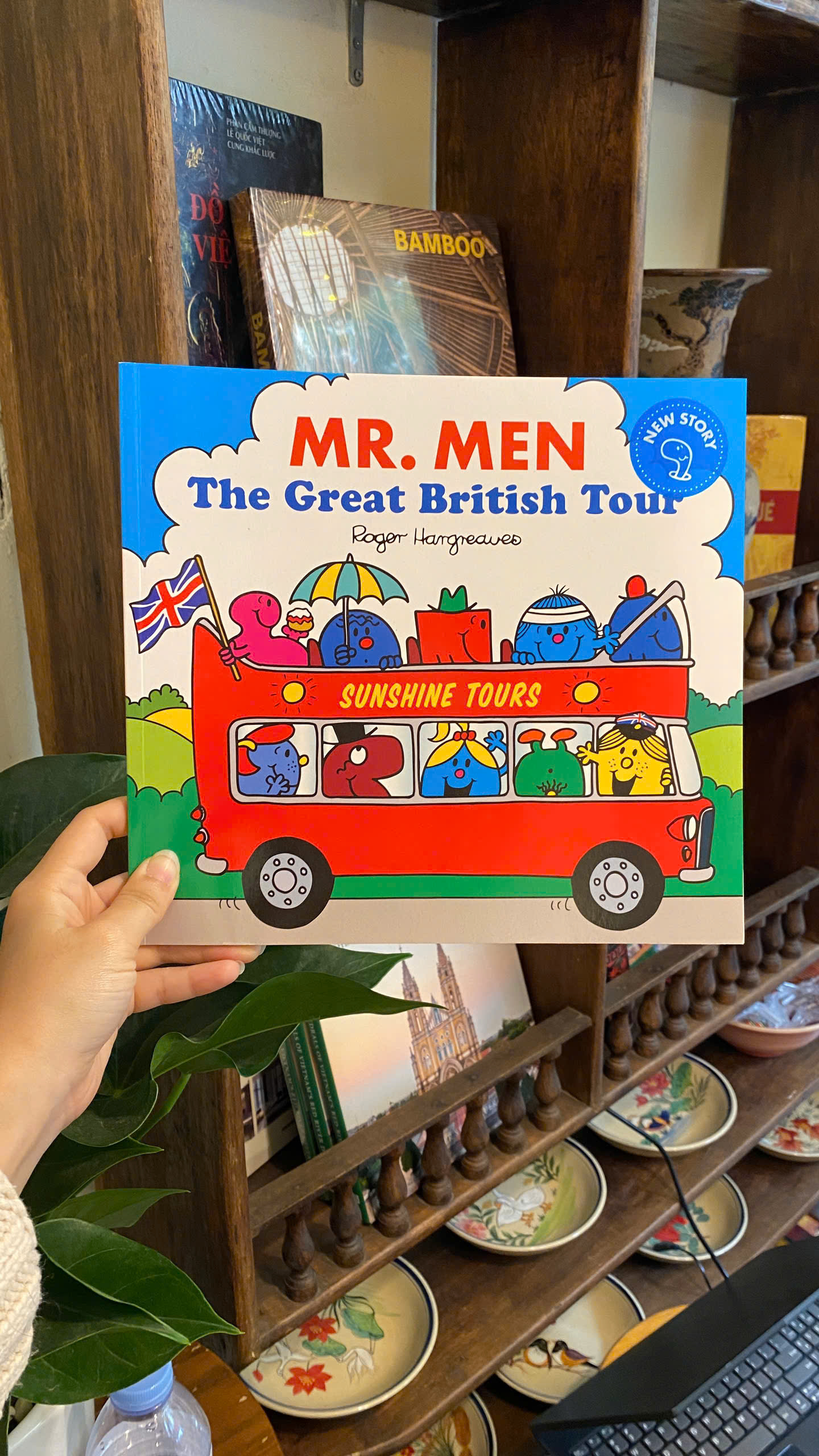 Sách - Mr. Men: The Great British Tour by Roger Hargreaves | Children's English Picture Book