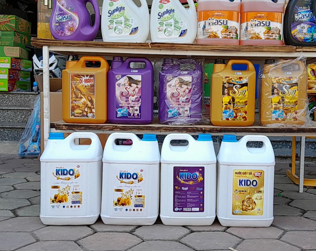 Nước Giặt Xả KIDO Hương Comfor Trắng 10 Lít Lưu Hương Thơm Bền Lâu,Giữ Trọn Mùi Hương Trên Quần Áo