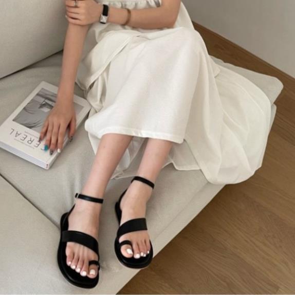 Hot 2023 Giày sandal đế thấp xỏ ngón quai ngang mã S39 trẻ trung, năng động