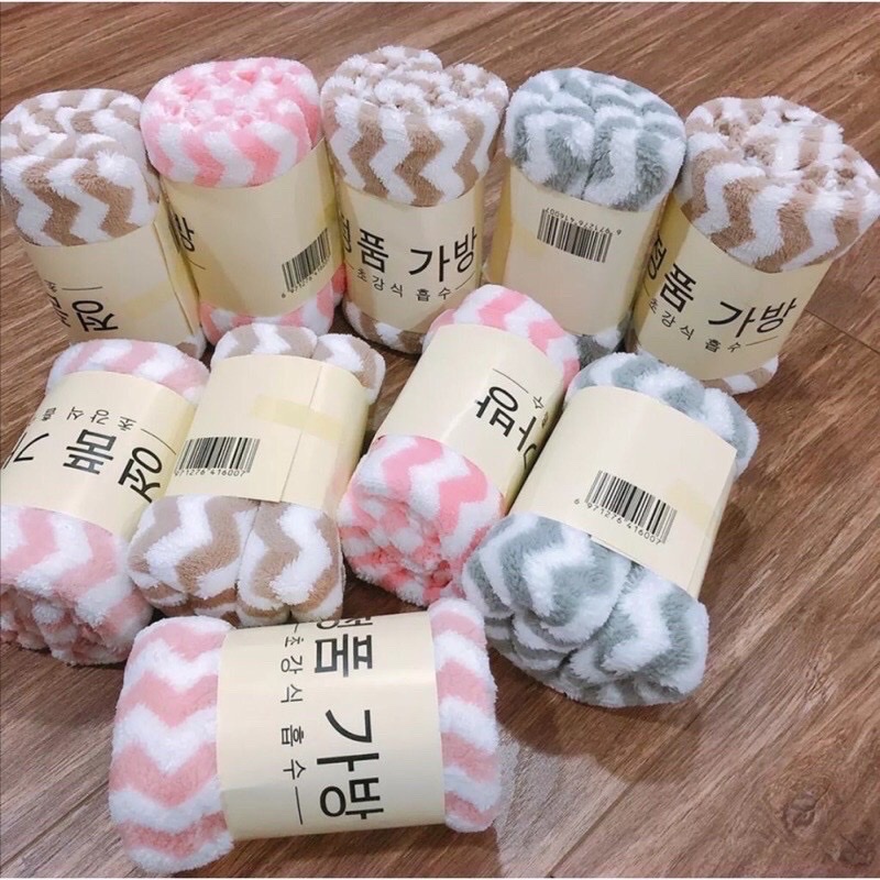Sét 5 cái khăn lau mặt cuộn tròn  lông cừu Hàn Quốc  50 x 30cm   ,   kẻ sọc nhiều màu ,  sợi bông mềm mại cao cấp 