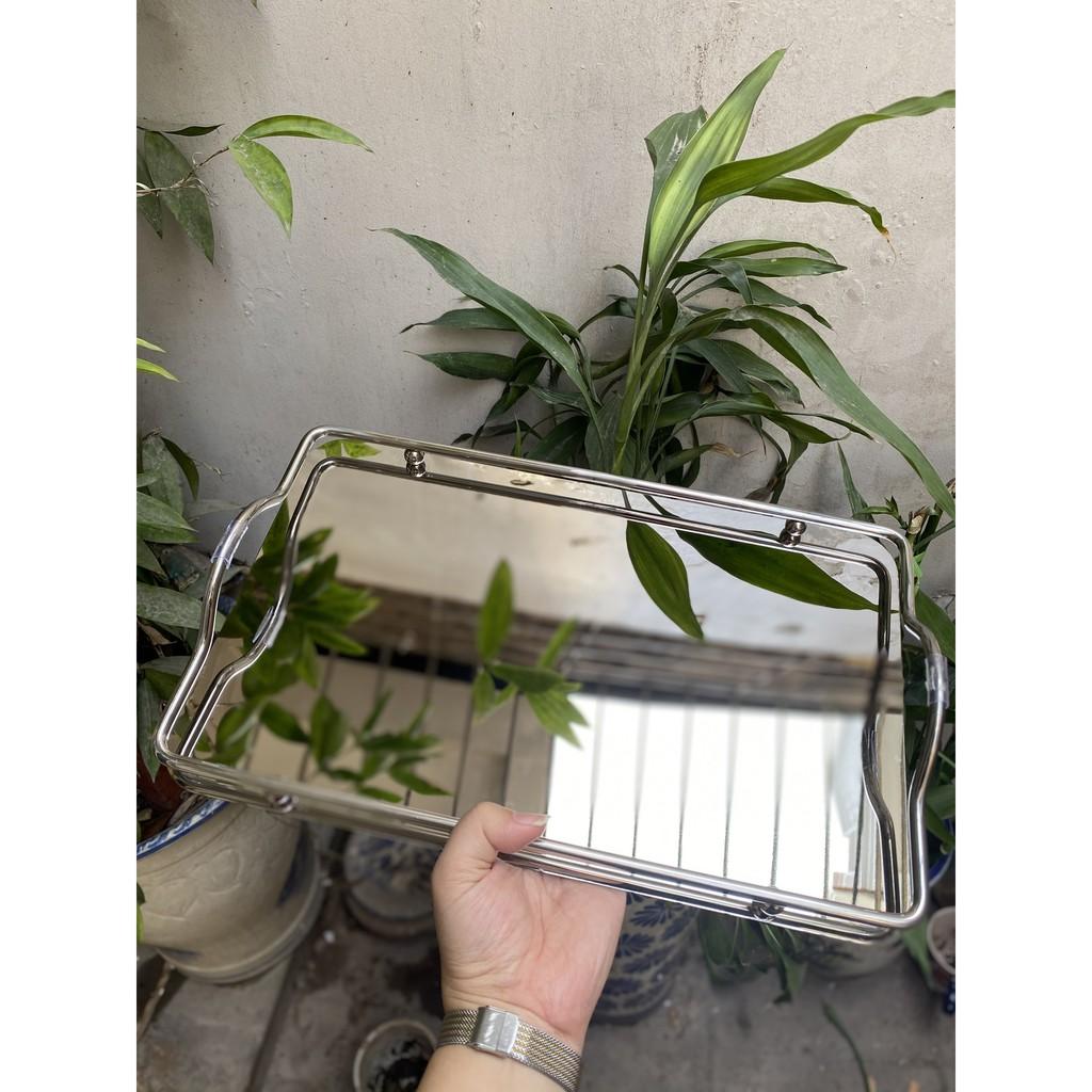 Khay thép gương trắng bạch kim có tay cầm sang chảnh, khay Decor phong cách Bắc Âu