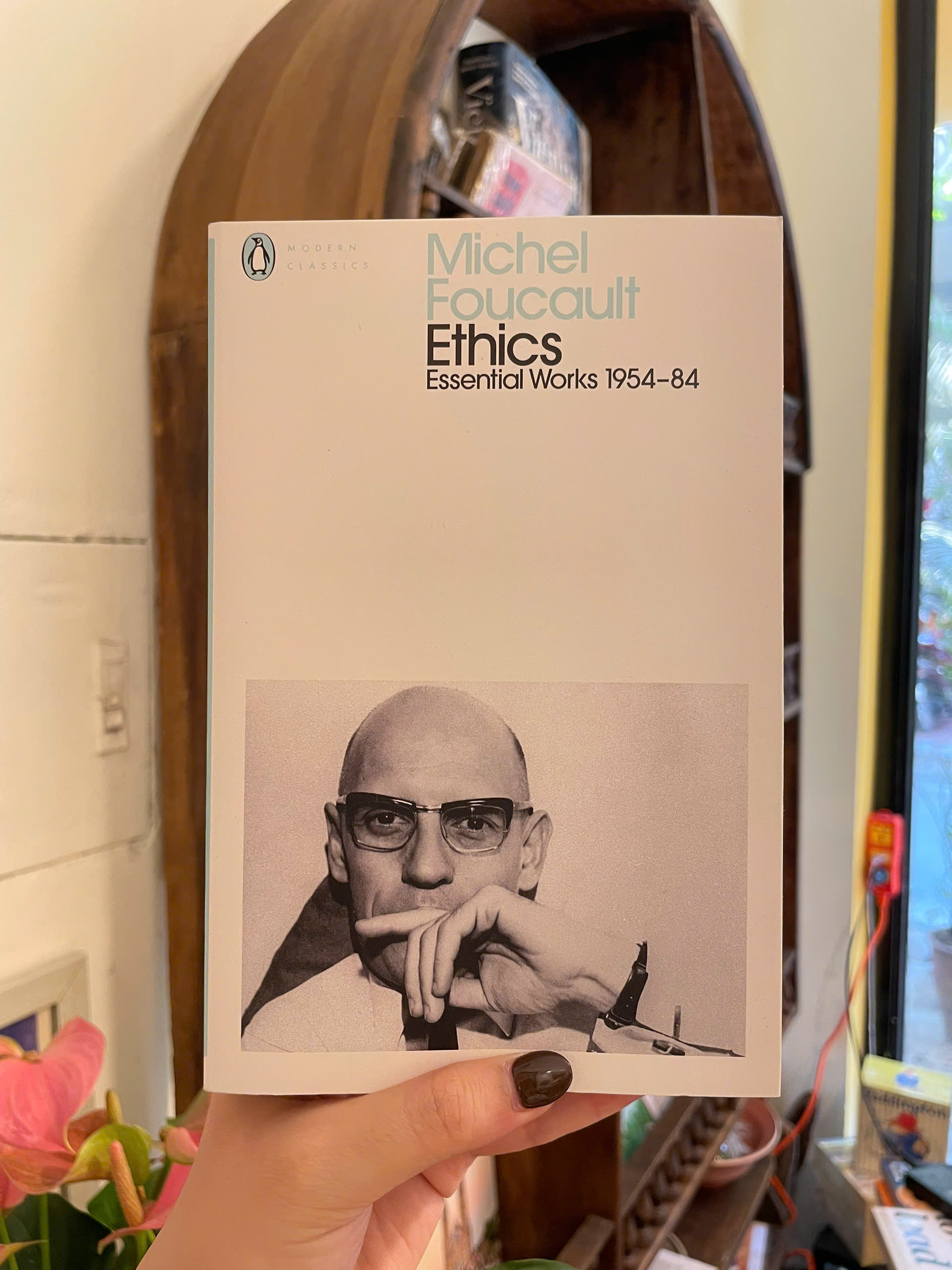 Sách - Ethics: Essential Works of Michel Foucault 1954-84| Philosophy, Ngoại văn Triết học Nhập khẩu