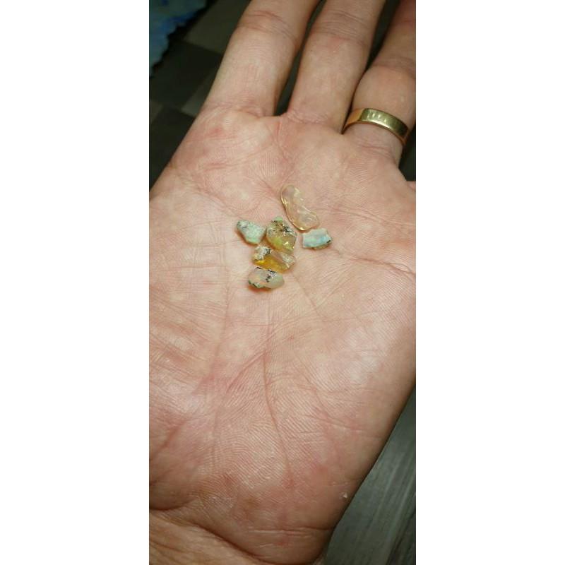Vụn Nữ Oa Opal dùng để thanh tẩy