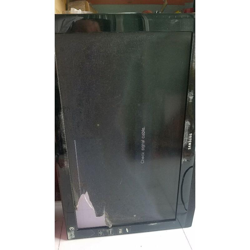Phim phân cực 22 in wide dùng cho màn hình LCD, tivi, hmi,laptop, điện thoại , tặng dao,khăn lau,hướng dẫn dán