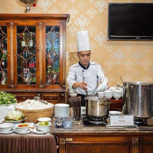 Trọn Gói 3N2D Tại Dalat Edensee Lake Resort 5*. Bao Gồm Ăn Sáng. Tiễn Sân Bay 1 Lượt. Miễn Phí Chèo Thuyền Kayak và Bắn Cung.