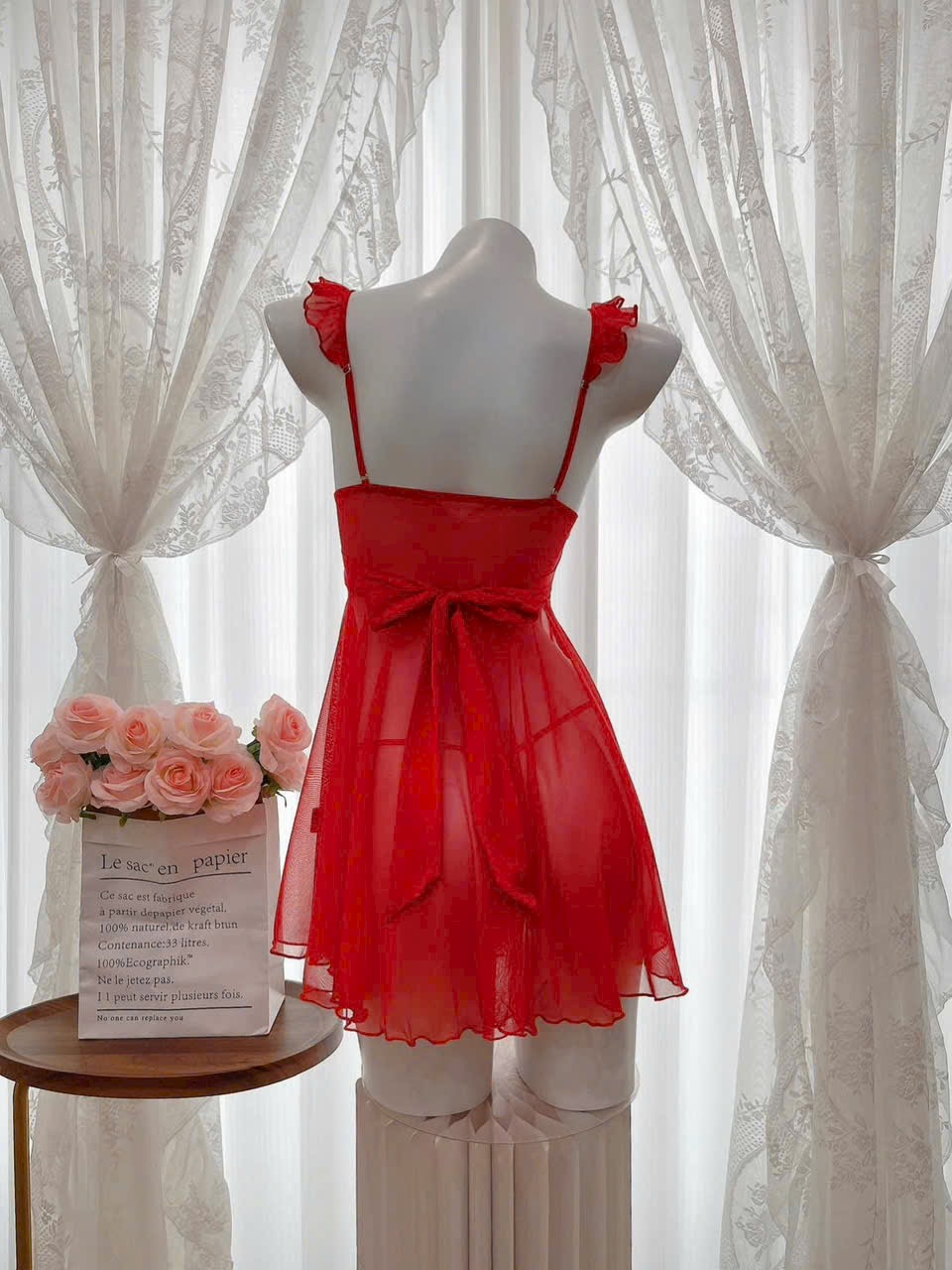 Váy Ngủ D57 Ren Lưới Xuyên Thấu Có Gọng Có Mút Kèm Chip Xinh Xắn