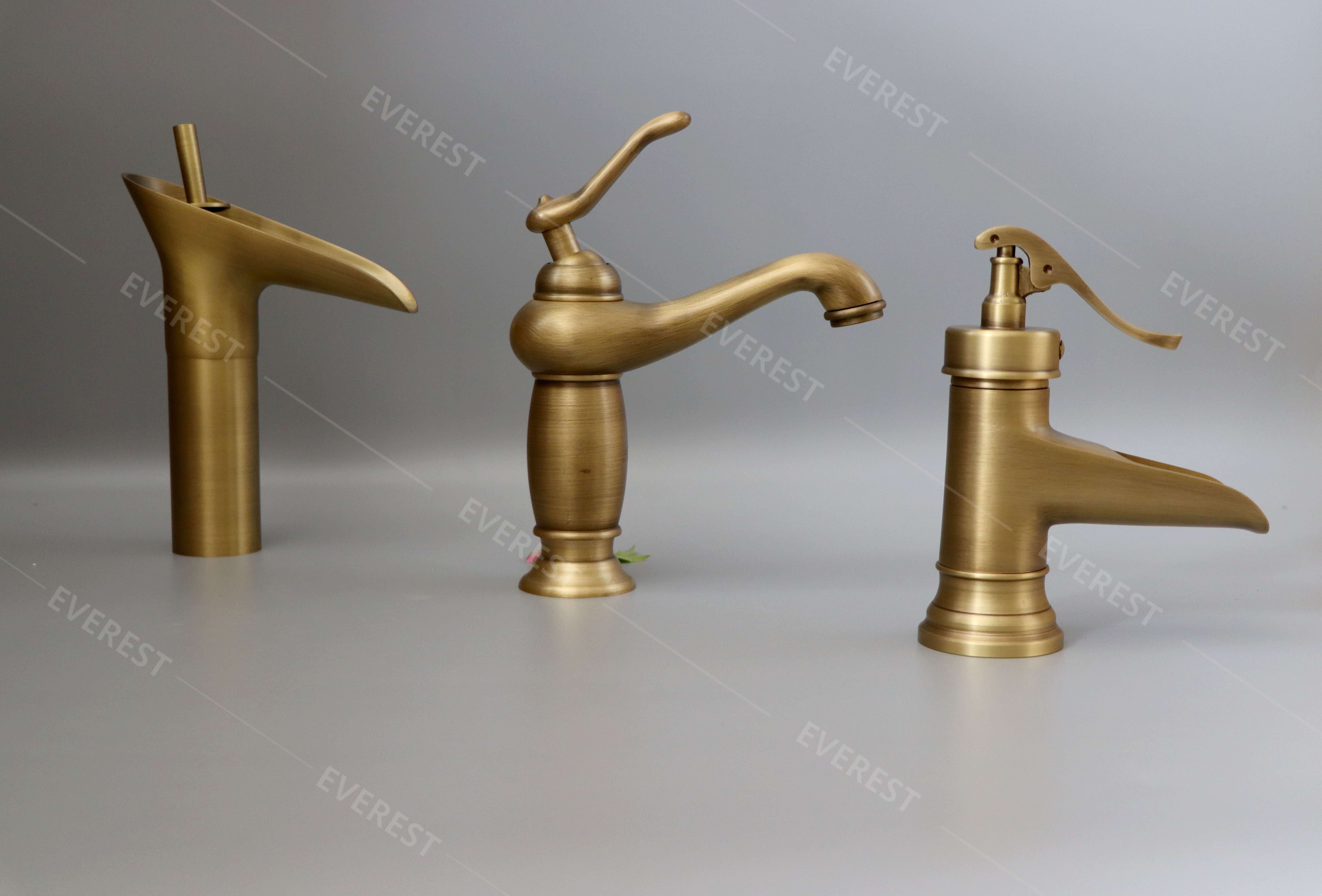 Vòi lavabo bằng đồng EVEREST EV-2007