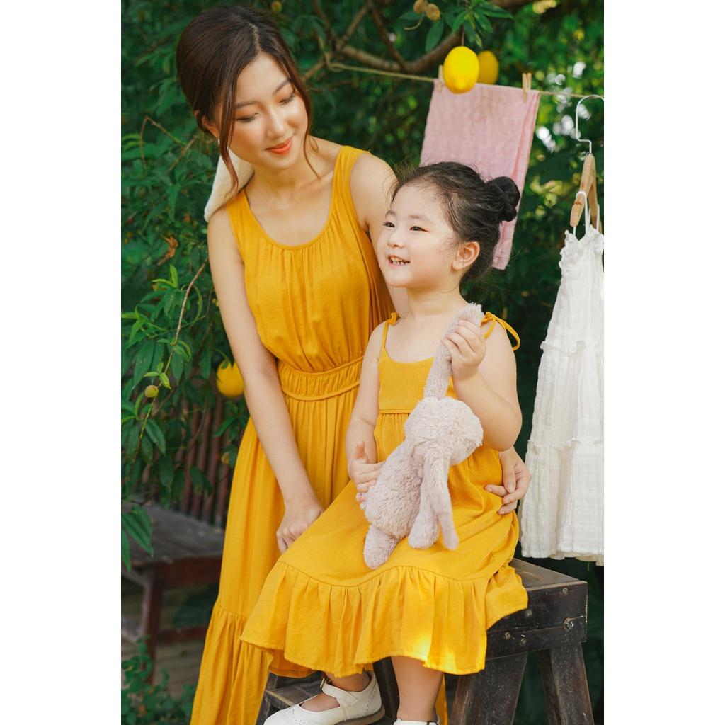 Set trang phục đôi CRABIE cho Mẹ và bé - Váy hai dây xoè đuôi cá - Amelia Set - Vàng