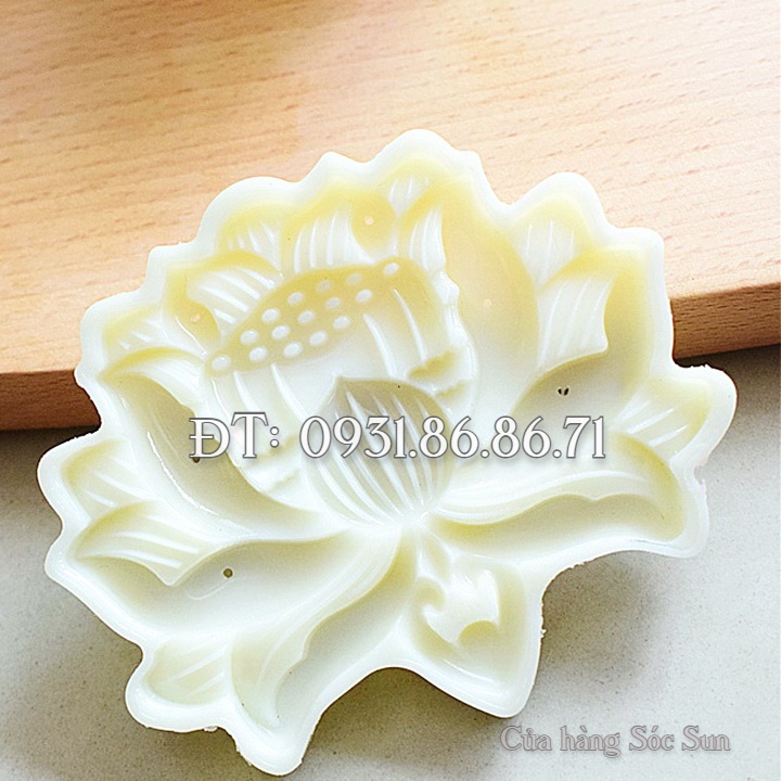 Khuôn trung thu lò xo 1 mặt hoa sen đại đóa loại 150 gram – Mã số 1898