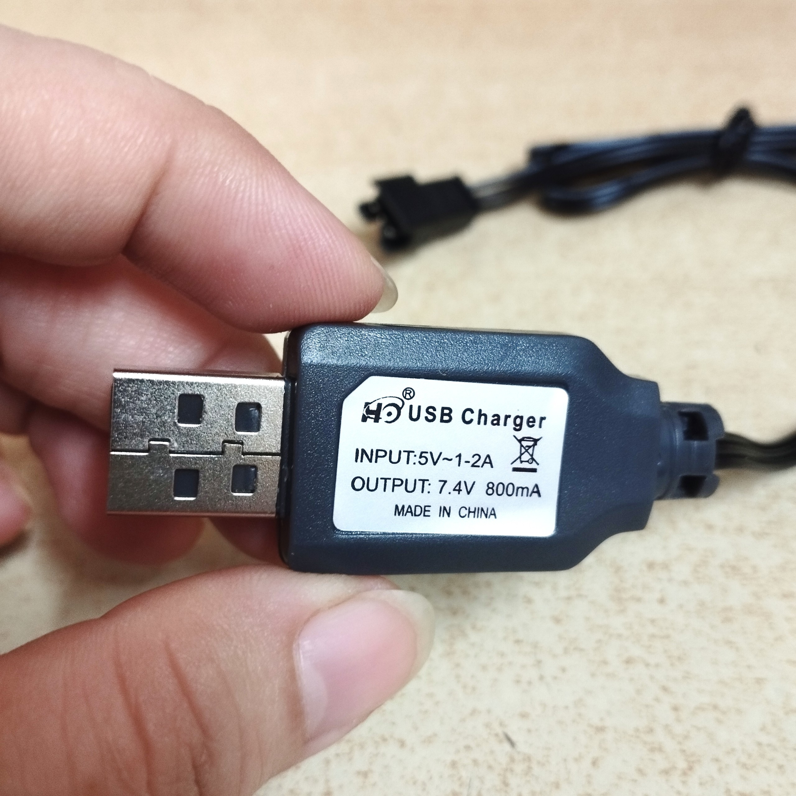 Dây cáp sạc USB điện áp 7.4V dung lượng 800mA jack cắm càng cua đen 3P