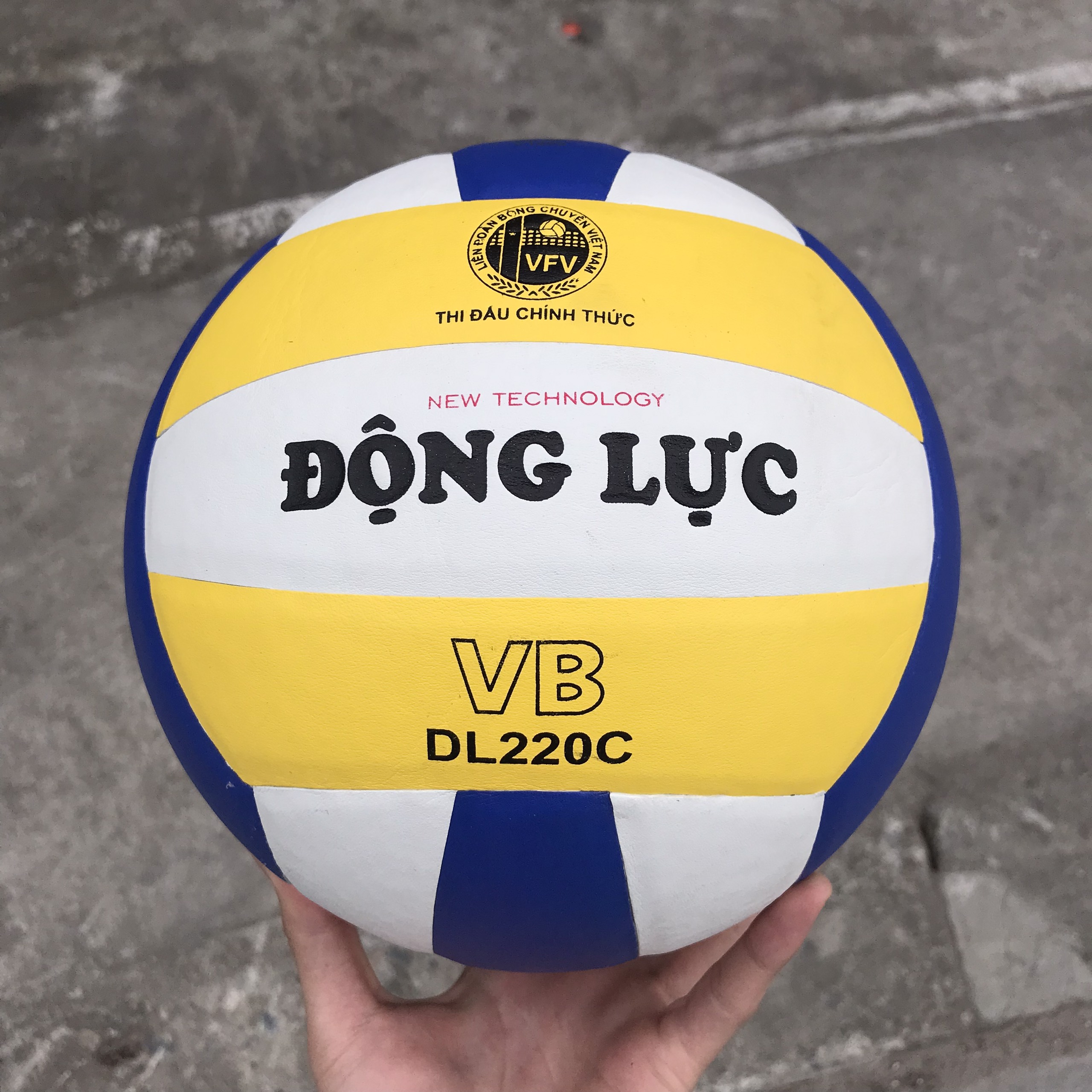 Bóng chuyền động lực  - DL 220C cao cấp