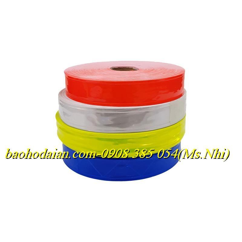 Cuộn phản quang nhựa kiểu trơn 2.5cm x 50m may đính kèm quần áo- Hình thật