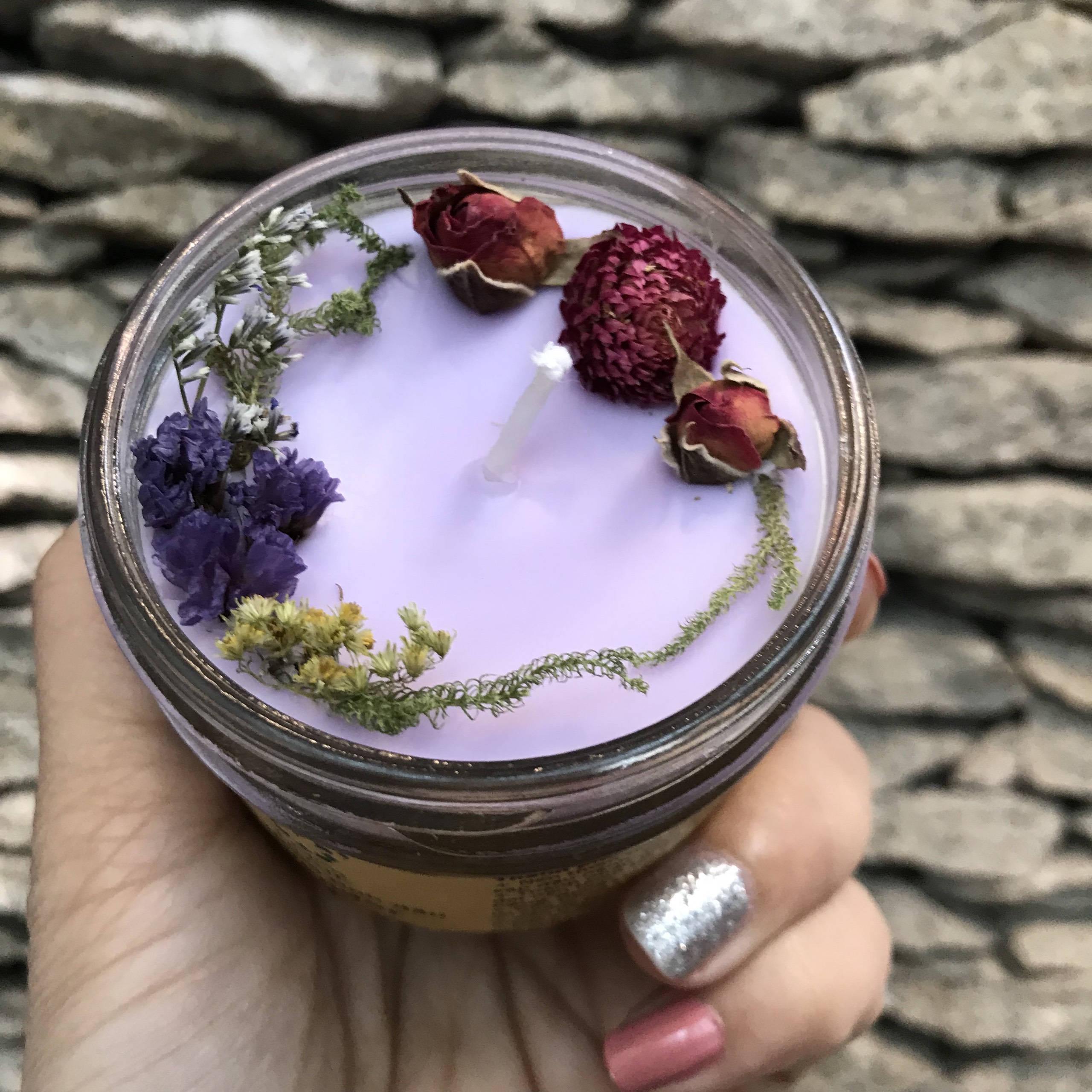 Combo 2 nến thơm tinh dầu 100g: 1 lavender, 1 hoa anh đào, giúp thư giãn, thơm phòng khử mùi, handmade