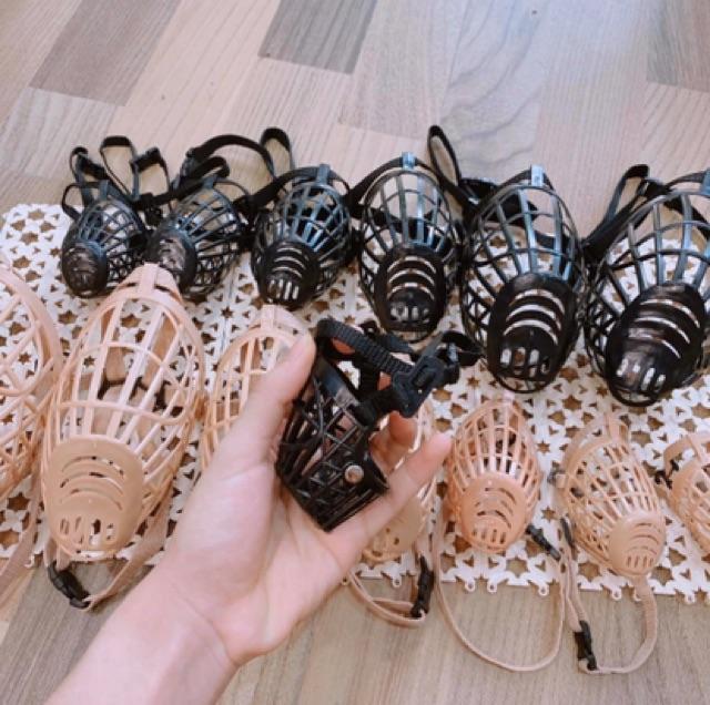 Rọ Mõm Nhựa Cho Chó
