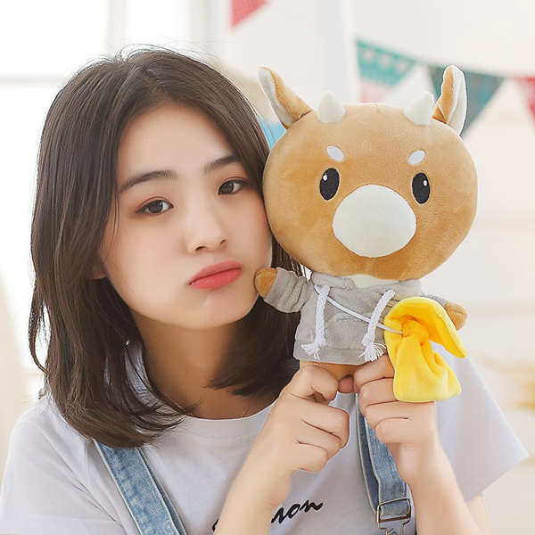 Thú Nhồi Bông Bò Chăm Chỉ Đáng Yêu