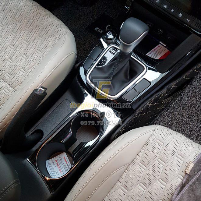 Ốp nội thất theo xe Kia Seltos vân Titan cao cấp