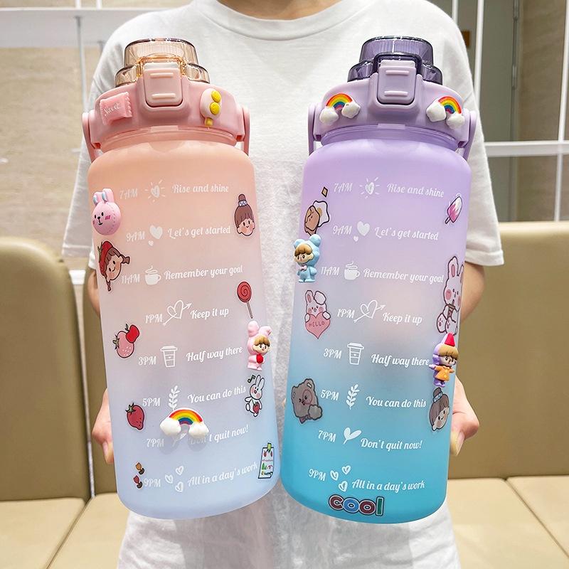 Bình đựng nước du lịch 2L, có vạch chia, báo giờ uống nước