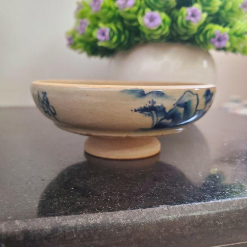Chén chủ vẽ tay dòng chén tròn chân cao T