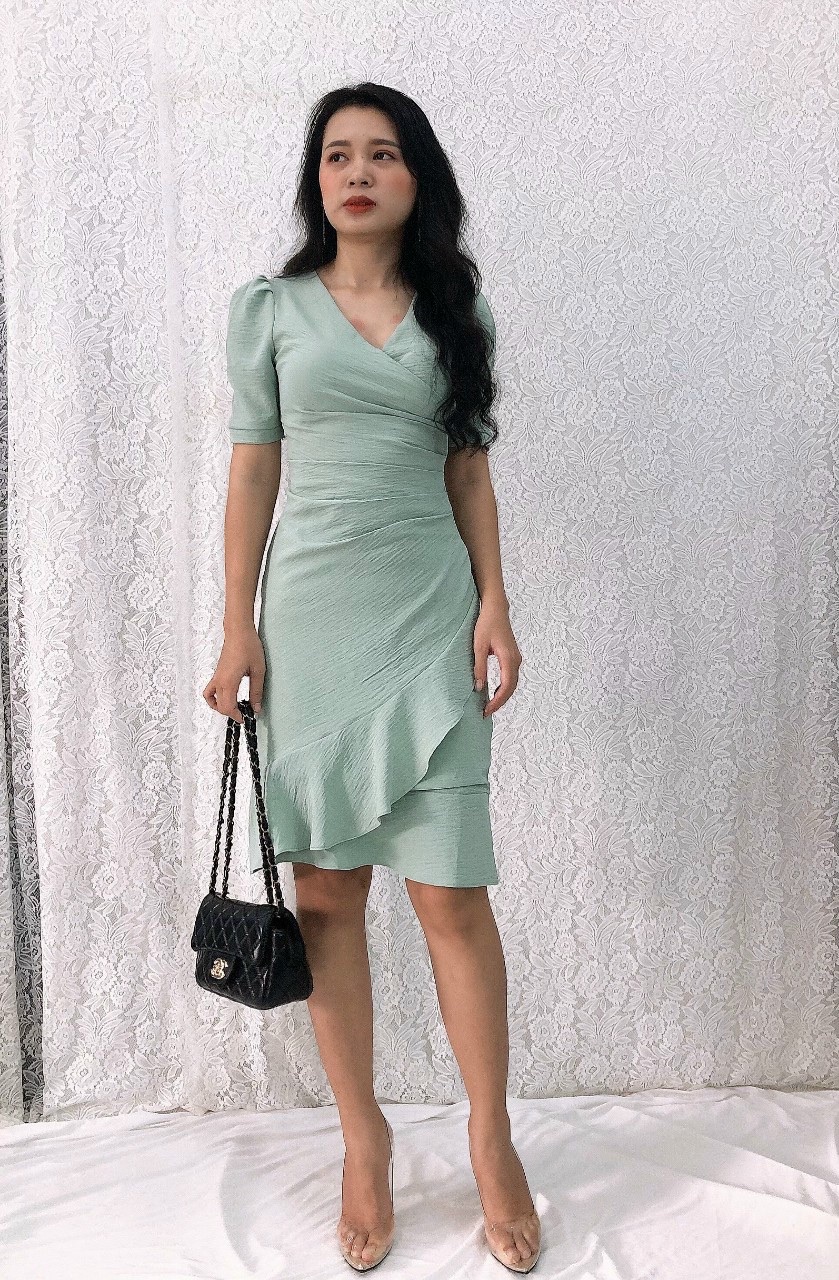 Đầm ôm cổ đắp chéo, xếp ly eo, bèo lai tôn dáng S&M GR195- Hình thật do shop chụp