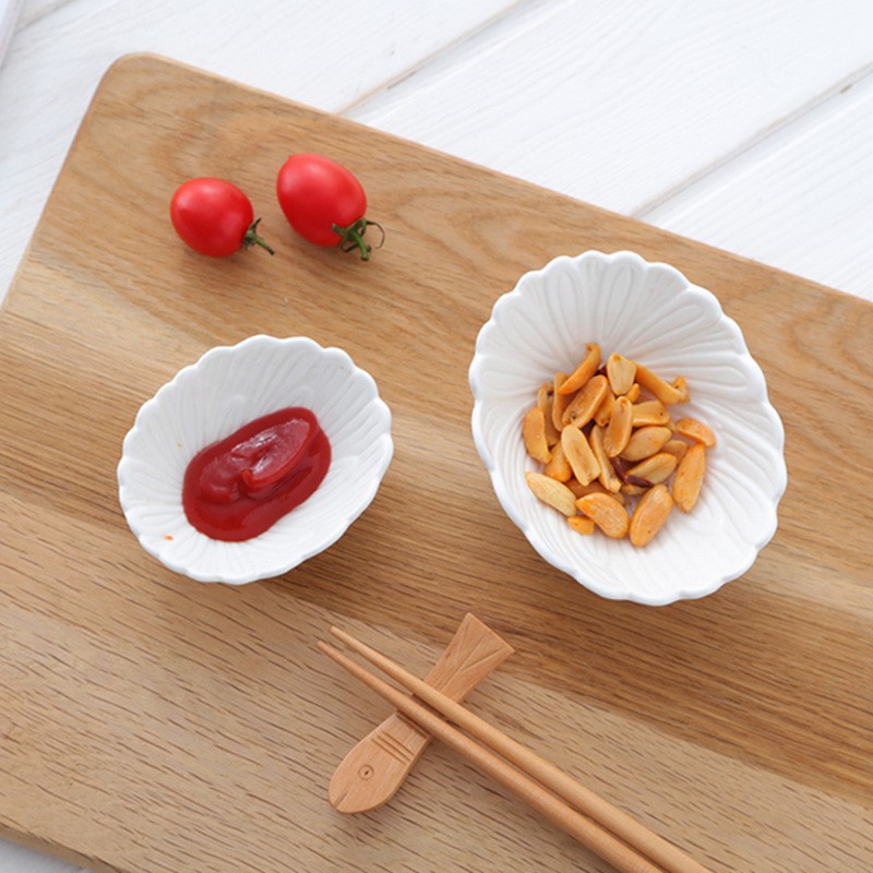 Bát sứ ăn dặm hình hoa lá sứ trắng 7cm