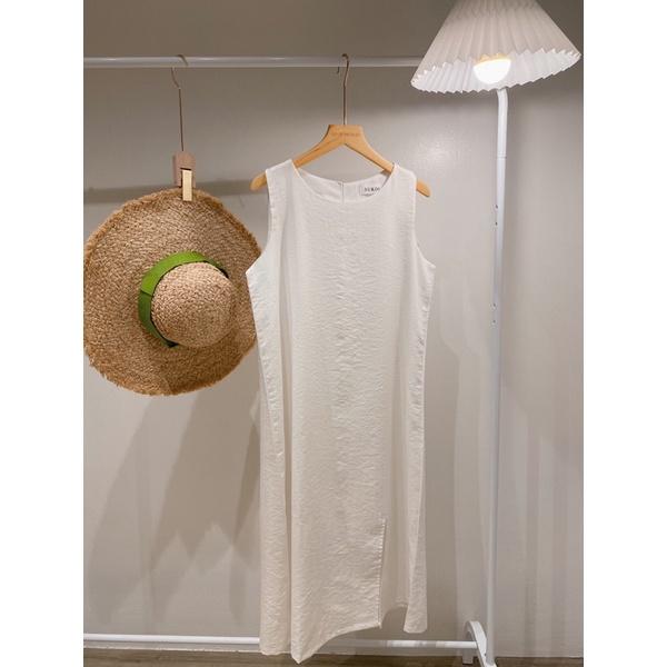 Váy sát nách đũi xẻ tà