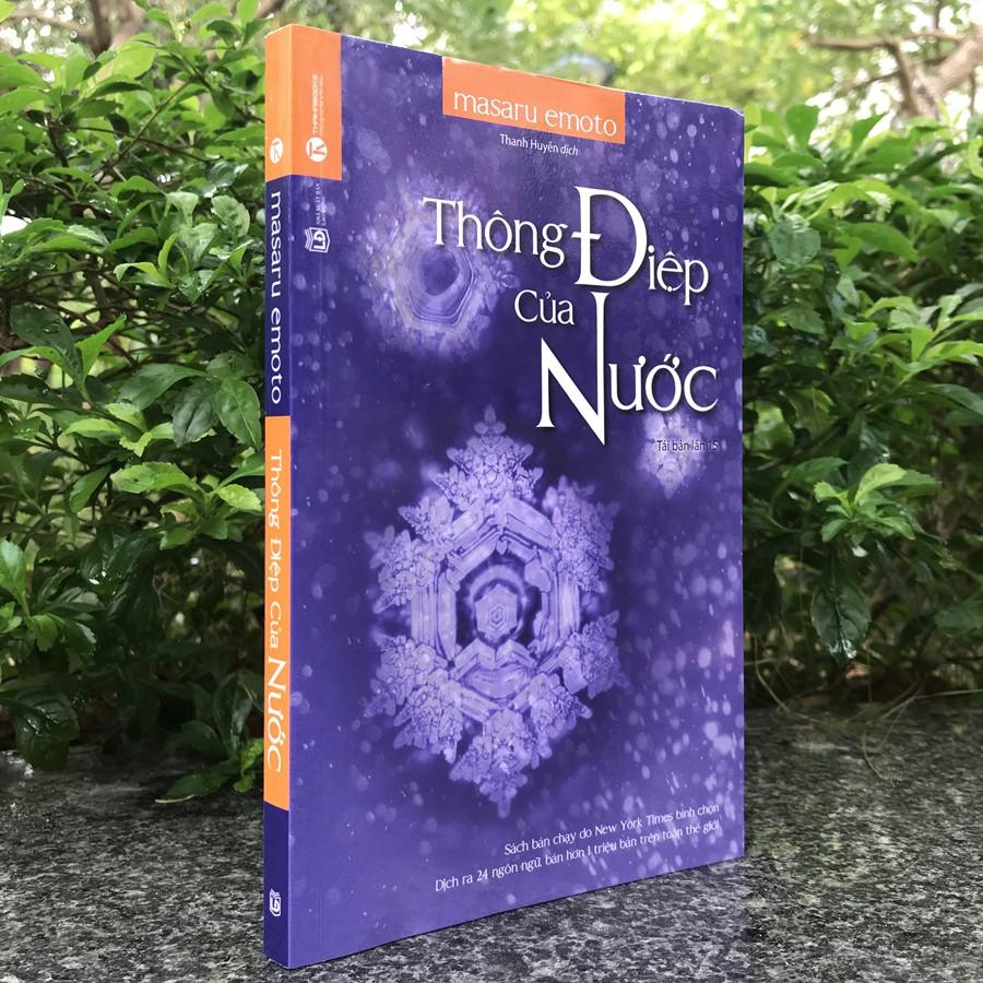 Sách - Thông Điệp Của Nước
