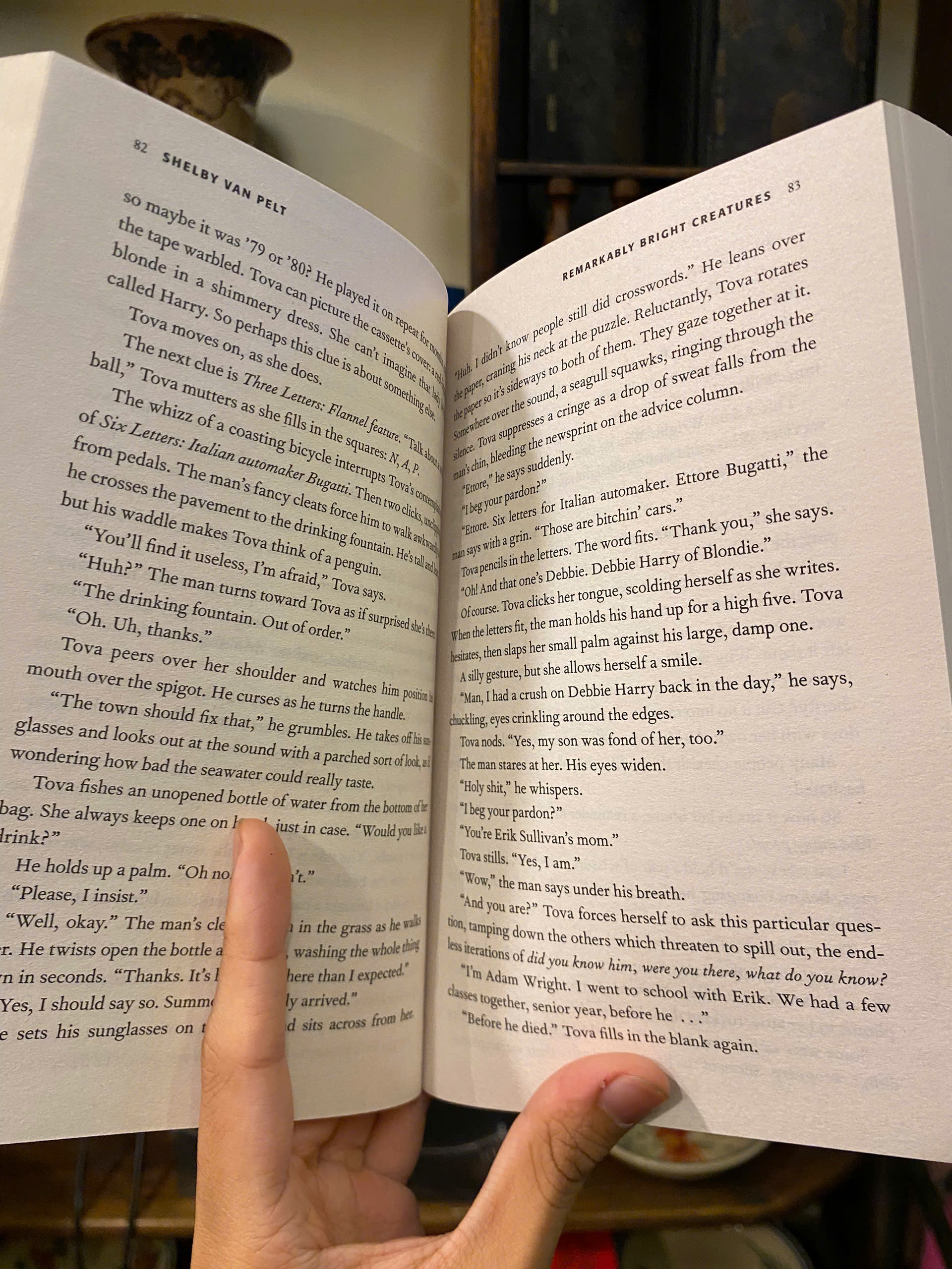 Sách - Remarkably Bright Creatures by Shelby Van Pelt | Contemporary Fiction / Ngoại văn Nhập khẩu