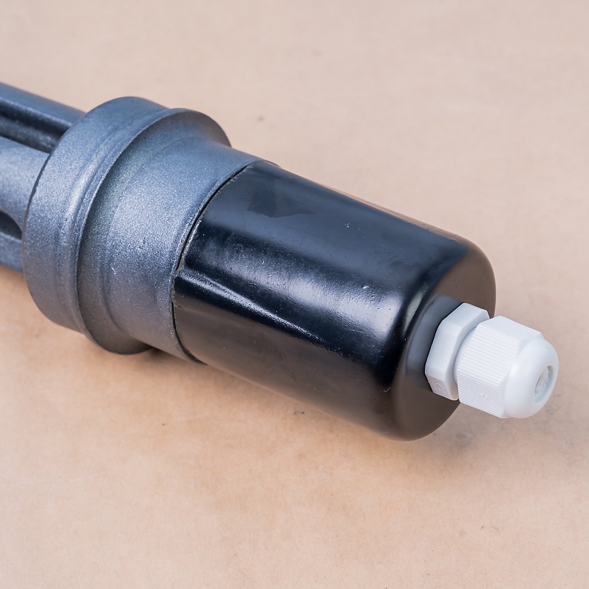 Điện trở tự ngắt phi 58 Ceramic Titan, hỗ trợ điện phi 58 - 2000W dùng cho máy nước nóng năng lượng