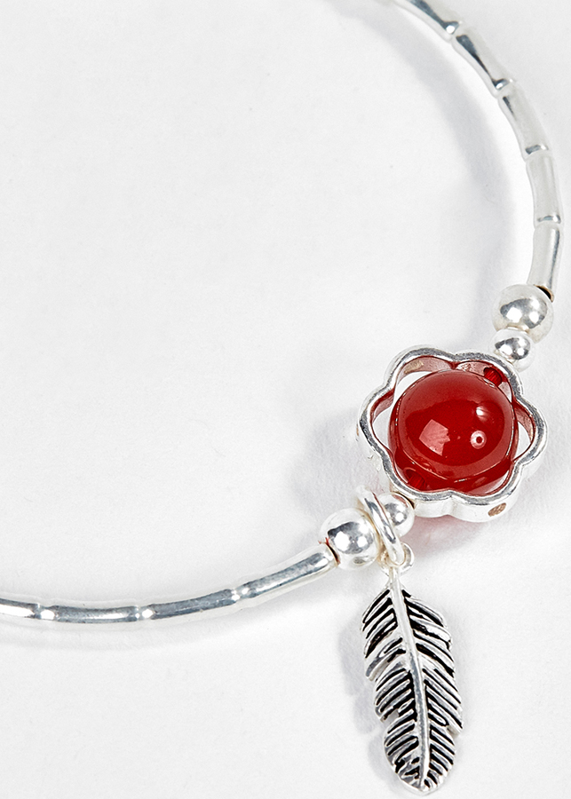 Vòng Bạc Hạt Đá Mã Não Đỏ Phối Charm Lá Ngọc Quý Gemstones