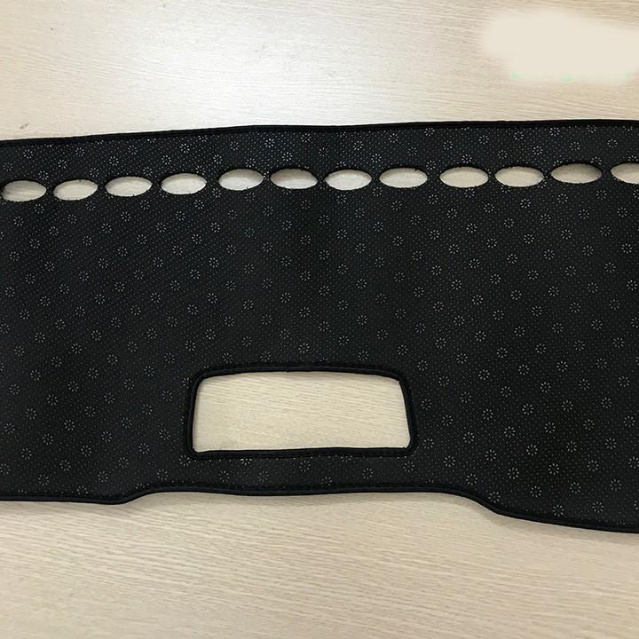 Thảm taplo lông cừu xe Xpander 2018-2019