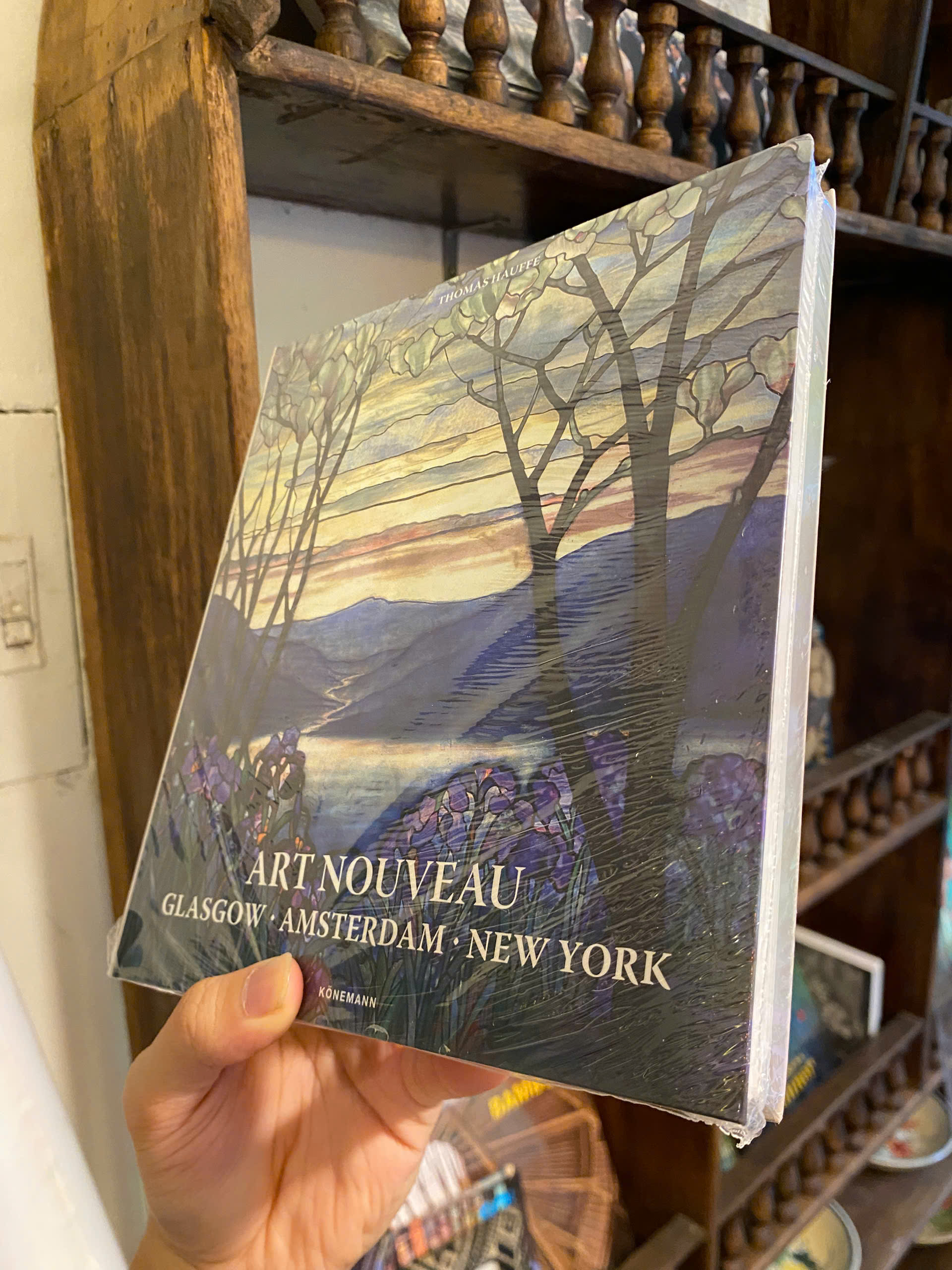 Sách - Art Nouveau: Glasgow, Amsterdam, New York by Thomas Hauffe / Art Book in English / Ngoại văn