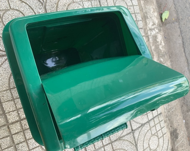 Thùng rác 60L nắp lật
