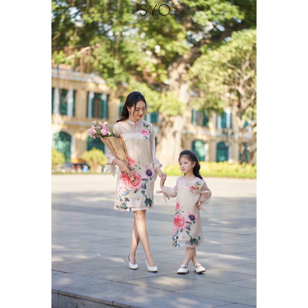 Đầm kid cổ tàu tay bồng in hình hoa hồng ohara màu be SYO A5009