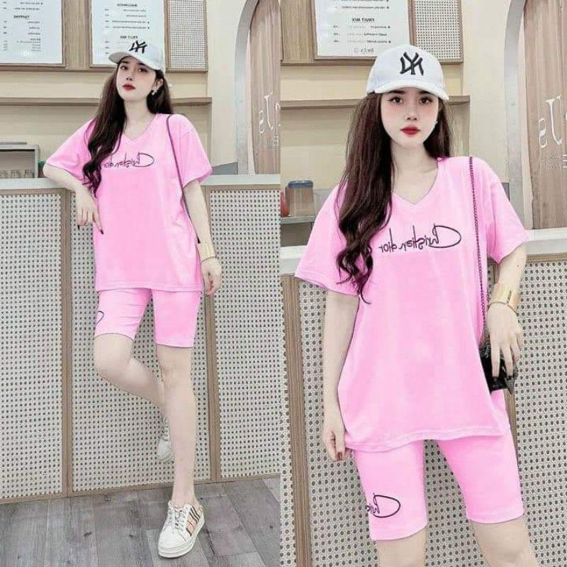Bộ đồ lửng form rộng cổ tim thêu chữ