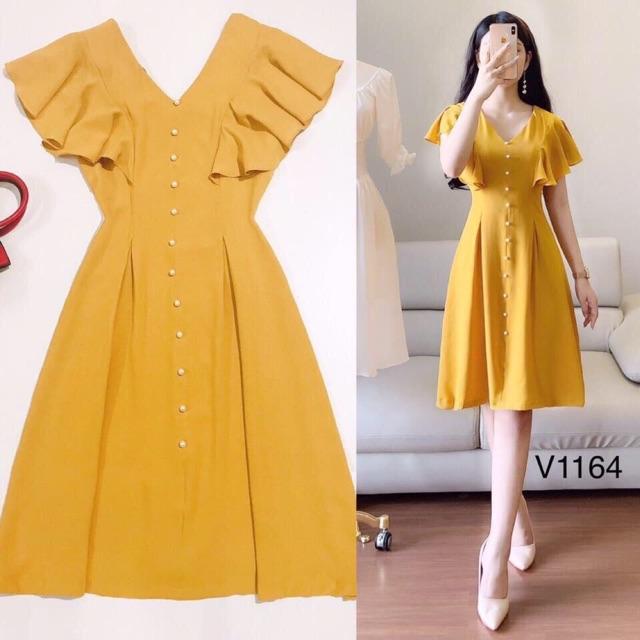 Đầm cổ tim, tay xếp ly đính cườm xinh lung linh