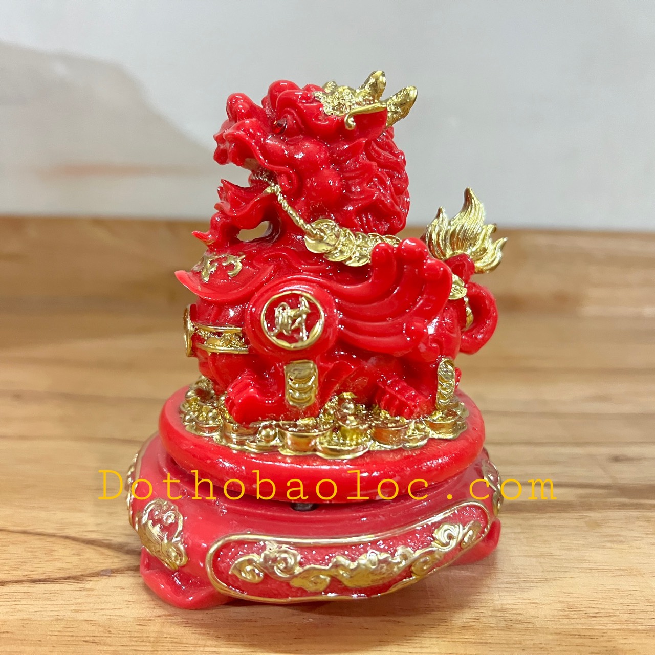 Combo Tượng Tỳ Hưu phong thủy và tượng thiềm thừ phong thủy để bàn thờ thần tài- Bộ sản phẩm gồm 2 tượng – Đỏ