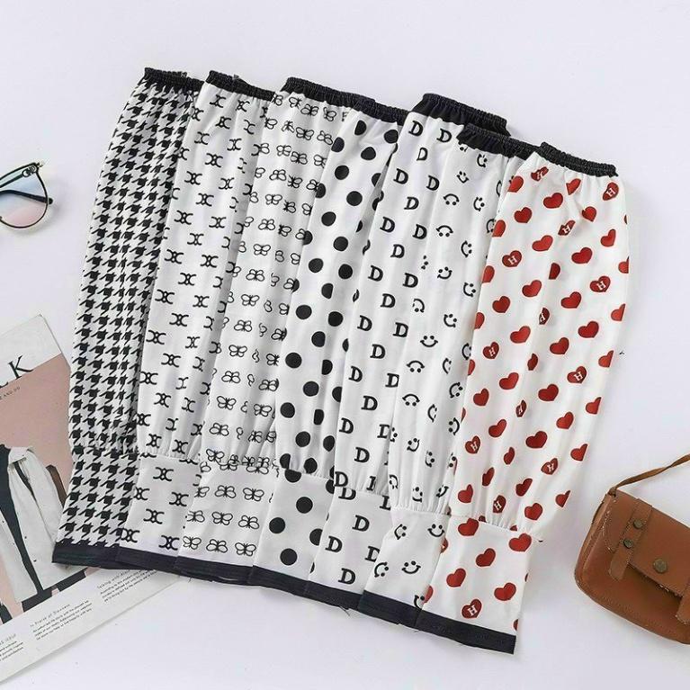 Găng tay chống nắng chống tia UV xỏ ngón dáng rộng vải lụa mát in hoa thời trang - Kanta store