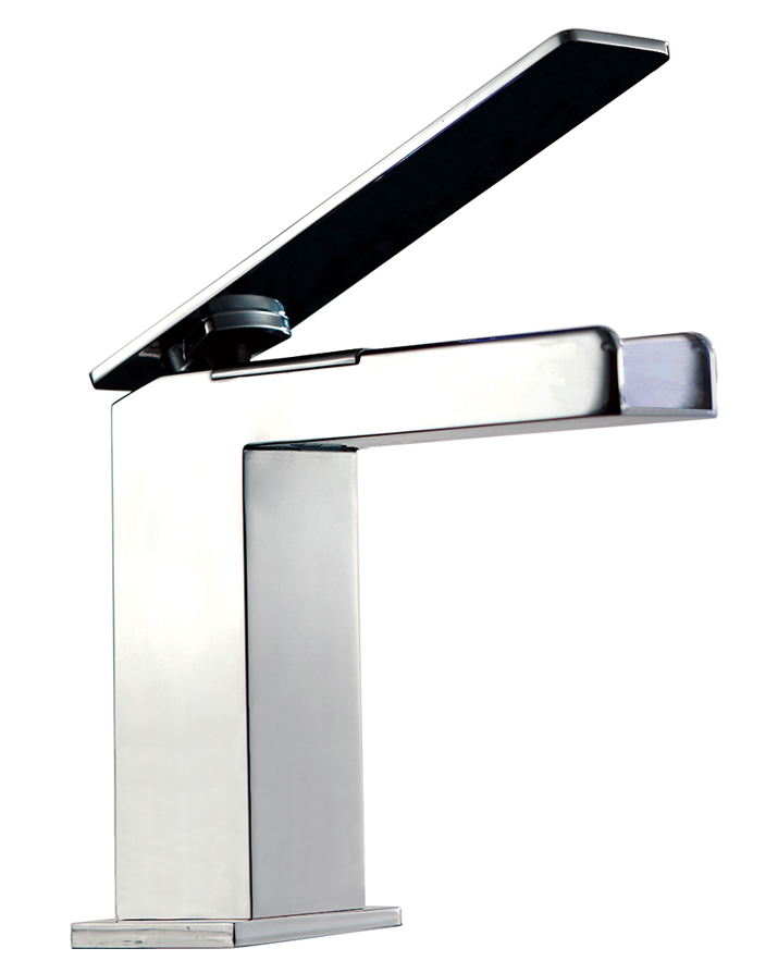 Vòi lavabo nóng lạnh- vòi đèn không dùng điện Caesar B680CT