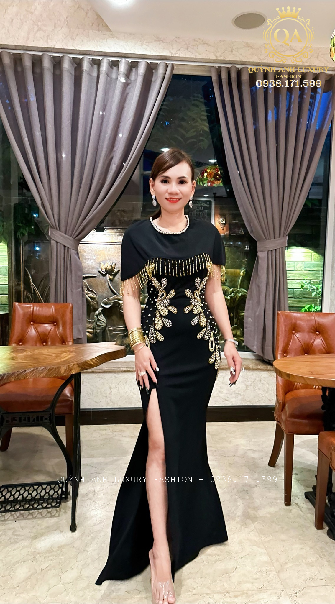 Đầm Body Dạ Hội Đỏ Xẻ Tà Dáng Tay Choàng Đính Đá Sang Trọng Serena Dress