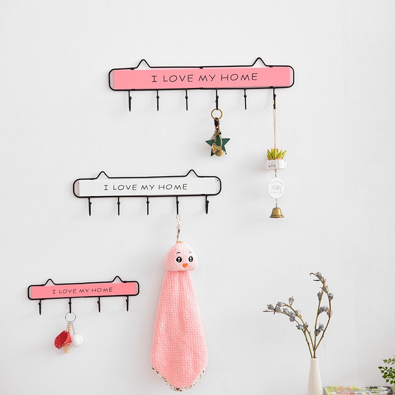 Móc treo đồ trang trí gắn tường chữ I LOVE MY HOME bằng gỗ