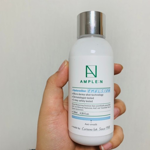 Sữa dưỡng da cải thiện nếp nhăn, cấp ẩm AMPLE:N Hyaluron Shot Emulsion 130ml