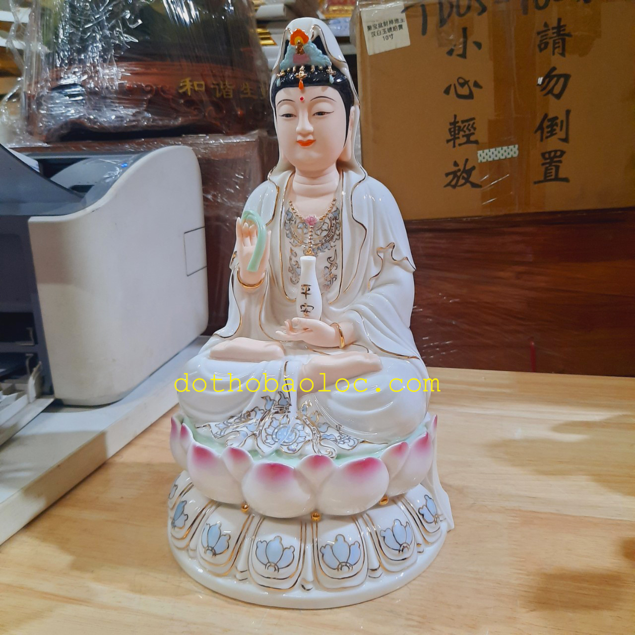 Tượng Quan Âm men sứ cao cấp nhập khẩu cao 31cm