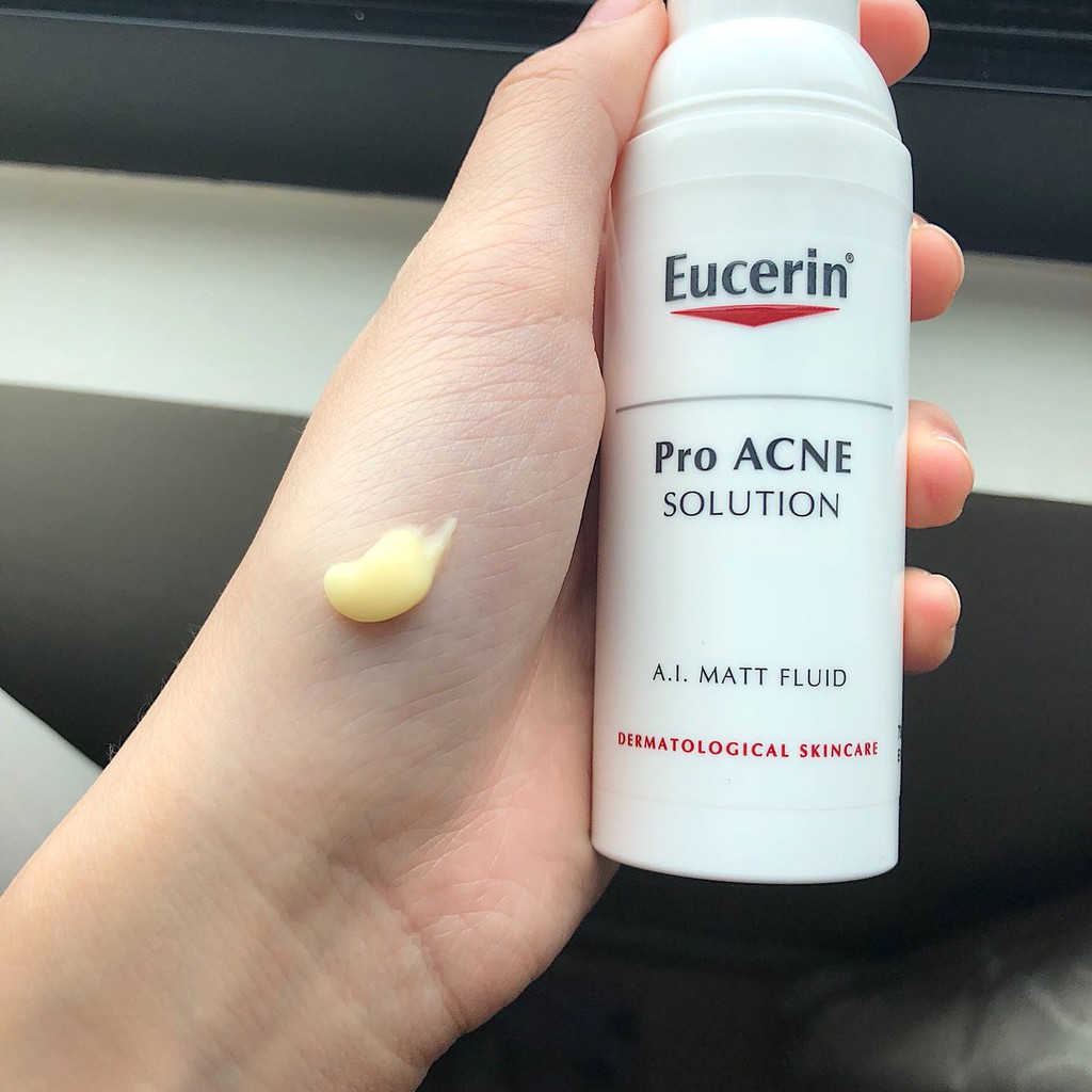 Kem Dưỡng Giúp Giảm Dầu Và Mụn Eucerin Pro - Acne Solution A.I Matt Fluid