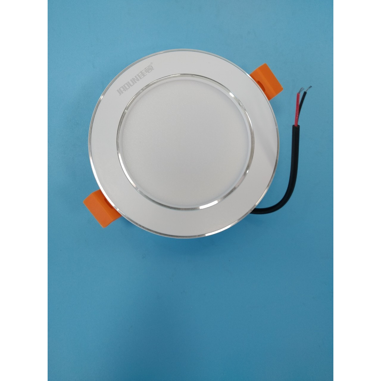 Đèn Led âm trần 5w ánh sáng vàng trung tính