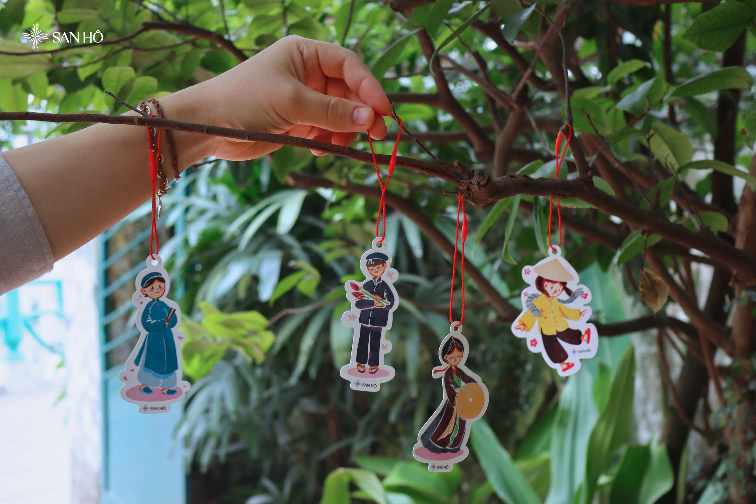 MUÔN MIỀN TẾT - Rơm &amp; Quỳnh Hương - San Hô Books